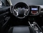 Mitsubishi Outlander 2.4 PHEV Pure [STOELVERWARMING,ACHTERUITRIJCAMERA, CRUISE CONTROL, PARKEERSENSOREN V+A, MULTIFUNCTIONEEL STUUR]