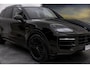 Porsche Cayenne 3.0 E-HYBRID SUV | PTS BRITISCH RACING GREEN