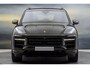 Porsche Cayenne 3.0 E-HYBRID SUV | PTS BRITISCH RACING GREEN