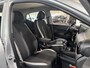 Hyundai i10 67PK Comfort | Apple CarPlay/Android Auto | Airco | Cruise Control | LED Dagrijverlichting | Centrale Deurvergrendeling | Armsteun | Bluetooth | Elektrische Ramen & Spiegels |
