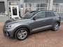 Volkswagen T-Roc 1.5 TSI R-Line Edition DSG-aut. R-LINE / Trekhaak afn. / Camera / Stoelverw. / IQ Light / FABRIEKS garantie