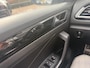 Volkswagen T-Roc 1.5 TSI R-Line Edition DSG-aut. R-LINE / Trekhaak afn. / Camera / Stoelverw. / IQ Light / FABRIEKS garantie