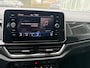 Volkswagen T-Roc 1.5 TSI R-Line DSG-aut. R-LINE / Trekhaak afn. / Camera / Stoelverw. / IQ Light / FABRIEKS garantie