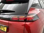 Peugeot 2008 1.2 Hybrid Allure 145pk Automaat | Adaptieve Cruise Control | Camera Voor + Achter | Navigatie | Climate Control | 17"LMV | LED | Dodehoekdetectie | Apple Carplay/Android Auto |