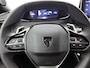 Peugeot 2008 1.2 Hybrid Allure 145pk Automaat | Adaptieve Cruise Control | Camera Voor + Achter | Navigatie | Climate Control | 17"LMV | LED | Dodehoekdetectie | Apple Carplay/Android Auto |