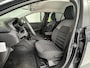 Dacia Sandero Stepway 1.0 TCe 90 Comfort | Automaat | Trekhaak | Achteruitrijcamera | Cruise Control | Apple CarPlay / Android Auto |