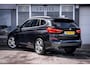 BMW X1 sDrive20i M-Sport|NL-auto|Leder|Camera|Afn.Trekhaak|HuD|Elek.A-klep|Dealer-onderhouden