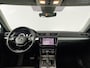 Skoda Superb Combi 1.4 TSI iV Business Edition l Schuifdak l Stoel/Stuurverwarming l Camera l Navigatie l
