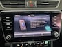 Skoda Superb Combi 1.4 TSI iV Business Edition l Schuifdak l Stoel/Stuurverwarming l Camera l Navigatie l
