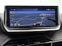 Peugeot 208 1.2 Hybrid Allure 110pk Automaat | 8 JAAR GARANTIE | Navigatie | 360 Camera | Cruise Control | 16"LMV | Dodehoekdetectie | Draadloze telefoonlader | Apple Carplay/Android Auto |