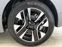 Peugeot 208 1.2 Hybrid Allure 110pk Automaat | 8 JAAR GARANTIE | Navigatie | 360 Camera | Cruise Control | 16"LMV | Dodehoekdetectie | Draadloze telefoonlader | Apple Carplay/Android Auto |