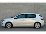 Peugeot 308 1.2 VTi Active 2014 Wit 5D PDC|NAP|APK 2027