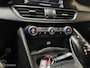 Alfa Romeo Giulia 2.0 T AWD Veloce