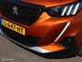 Peugeot 2008 1.2 PT 131PK H6 GT Pack Navi Stoelverwarming Camera 18"Velg Digi Cockpit DonkerGlas