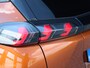 Peugeot 2008 1.2 PT 131PK H6 GT Pack Navi Stoelverwarming Camera 18"Velg Digi Cockpit DonkerGlas