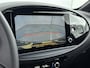 Toyota Aygo X 1.0 VVT-i MT Envy | BTW voertuig | Parkeersensoren voor+achter | Climate Control | Draadloze telefoonlader | Groot multimedia Scherm | Apple CarPlay/Android Auto |