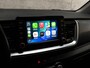 Kia Stonic 1.0 T-GDi Executive Sport Automaat (APPLE CARPLAY, NAVIGATIE, LEDER, KEYLESS, STUUR/STOELVERWARMING, LM VELGEN, SPORTSTOELEN, CAMERA, TREKHAAK, NIEUWSTAAT)
