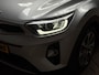 Kia Stonic 1.0 T-GDi Executive Sport Automaat (APPLE CARPLAY, NAVIGATIE, LEDER, KEYLESS, STUUR/STOELVERWARMING, LM VELGEN, SPORTSTOELEN, CAMERA, TREKHAAK, NIEUWSTAAT)