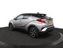 Toyota C-HR / C-HR+ 1.8 Hybrid Bi-Tone | Stoelverwarming | Camera | Adaptieve Cruise Control | Lichtmetalen Velgen |