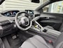 Peugeot 3008 1.6 Plug-in Hybrid Allure 195PK | PDC | Navi | Voorstoelen verwarmd | 18' Lichtmetalen velgen | All season banden | Verwarmbare voorruit