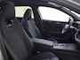 Volkswagen Passat Variant R-Line Edition - eHybrid | 'App-Connect' draadloze smartphone integratie | Afstandscontrolesysteem (Front Assist) | Automatische afstandsregeling (Adaptive Cruise Control)