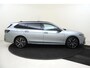 Volkswagen Passat Variant R-Line Edition - eHybrid | 'App-Connect' draadloze smartphone integratie | Afstandscontrolesysteem (Front Assist) | Automatische afstandsregeling (Adaptive Cruise Control)