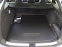 Volkswagen Passat Variant R-Line Edition - eHybrid | 'App-Connect' draadloze smartphone integratie | Afstandscontrolesysteem (Front Assist) | Automatische afstandsregeling (Adaptive Cruise Control)