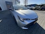 Toyota Corolla Touring Sports 1.8 HYBRID DYNAMIC BI-TONE STOELVERWARMING PARK-SENSOREN CAMERA LM-VELGEN+ALL-SEASON AD-CRUISE PRIVACY-GLASS