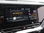 Kia Niro EV e-Niro ExecutiveLine 64 kWh | SOH 96% | Schuif/Kanteldak | Lederen Interieur | Ele,verstelbare stoelen | Apple CarPlay/Android Auto | Camera | DAB | Stoelverwarming/Koeling | Stuurverwarming | Adaptieve Cruise Control |
