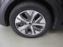 Kia Niro EV e-Niro ExecutiveLine 64 kWh | SOH 96% | Schuif/Kanteldak | Lederen Interieur | Ele,verstelbare stoelen | Apple CarPlay/Android Auto | Camera | DAB | Stoelverwarming/Koeling | Stuurverwarming | Adaptieve Cruise Control |
