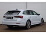 Skoda Octavia Combi 1.4 eHybrid Style 204pk DSG6 |Elektrische stoelen | Leder/Alcantara | HUD
