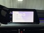 Volkswagen Golf 1.5 TSI Life Sfeerverlichting Navigatie Parkeersensoren DAB+