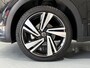 Volkswagen T-Cross 1.5 TSI R-Line 150 PK Automaat DSG / Navigatie full map / Camera / Keyless / Lederen interieur