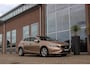 Volvo V40 1.6 T3 Momentum | 2e eigenaar | Sportstuur | Stoelverwarming | Climate control | Navigatie | Cruise control | PDC | Mistlampen | Origineel