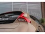 Volvo V40 1.6 T3 Momentum | 2e eigenaar | Sportstuur | Stoelverwarming | Climate control | Navigatie | Cruise control | PDC | Mistlampen | Origineel
