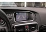 Volvo V40 1.6 T3 Momentum | 2e eigenaar | Sportstuur | Stoelverwarming | Climate control | Navigatie | Cruise control | PDC | Mistlampen | Origineel