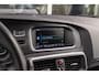 Volvo V40 1.6 T3 Momentum | 2e eigenaar | Sportstuur | Stoelverwarming | Climate control | Navigatie | Cruise control | PDC | Mistlampen | Origineel