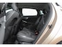 Volvo V40 1.6 T3 Momentum | 2e eigenaar | Sportstuur | Stoelverwarming | Climate control | Navigatie | Cruise control | PDC | Mistlampen | Origineel