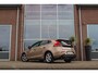 Volvo V40 1.6 T3 Momentum | 2e eigenaar | Sportstuur | Stoelverwarming | Climate control | Navigatie | Cruise control | PDC | Mistlampen | Origineel