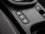 Toyota Yaris Cross 1.5 Hybrid 130 Dynamic | Stoelverwarming | Stuurwielverwarming | Apple Carplay & Android Auto |