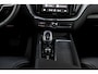 Volvo XC60 2.0 T8 AWD U Black Edition | Facelift | B&W | Massage | Trekhaak