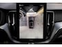 Volvo XC60 2.0 T8 AWD U Black Edition | Facelift | B&W | Massage | Trekhaak