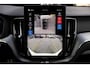 Volvo XC60 2.0 T8 AWD U Black Edition | Facelift | B&W | Massage | Trekhaak