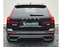 Volvo XC60 2.0 Phev T8 P AWD Ultra Dark Luchtvering - Bowers Wilkins Sound - massage stoelen - Stoel ventilatie - 22” Wielen - Panoramadak - Lighting – Head up - 360 Cam - Alarm - Climate - Privacy Glass – RC20 Interieur –  Full led koplampen – Donkere hemel  - Geluidsisolerend glas - Climate