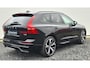 Volvo XC60 2.0 Phev T8 P AWD Ultra Dark Luchtvering - Bowers Wilkins Sound - massage stoelen - Stoel ventilatie - 22” Wielen - Panoramadak - Lighting – Head up - 360 Cam - Alarm - Climate - Privacy Glass – RC20 Interieur –  Full led koplampen – Donkere hemel  - Geluidsisolerend glas - Climate