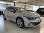 Volkswagen Golf 1.4 eHybrid Style Carplay / Navigatie / Adapt cruise / Sfeerverlichting