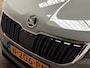 Skoda Karoq 1.5 TSI ACT Sport 150Pk Automaat (APPLE CARPLAY, GROOT NAVI, CLIMATE, KEYLESS, SPORTSTOELEN, CRUISE, PARKEERSENSOREN, NIEUWE APK, NIEUWSTAAT)