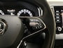 Skoda Karoq 1.5 TSI ACT Sport 150Pk Automaat (APPLE CARPLAY, GROOT NAVI, CLIMATE, KEYLESS, SPORTSTOELEN, CRUISE, PARKEERSENSOREN, NIEUWE APK, NIEUWSTAAT)
