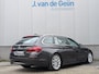 BMW 5-Serie Touring 520i High Executive |Org NL | Comfortstoelen | NAP | 18" | Leer | APK&OH Nieuw
