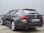 BMW 5-Serie Touring 520i High Executive |Org NL | Comfortstoelen | NAP | 18" | Leer | APK&OH Nieuw